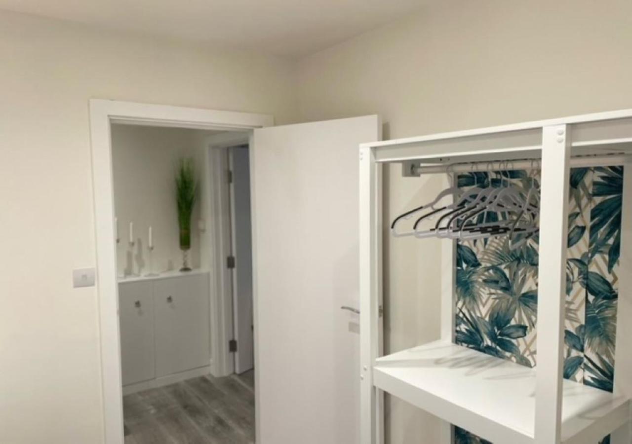 2 Bedroom Serviced Apartment # London Kültér fotó